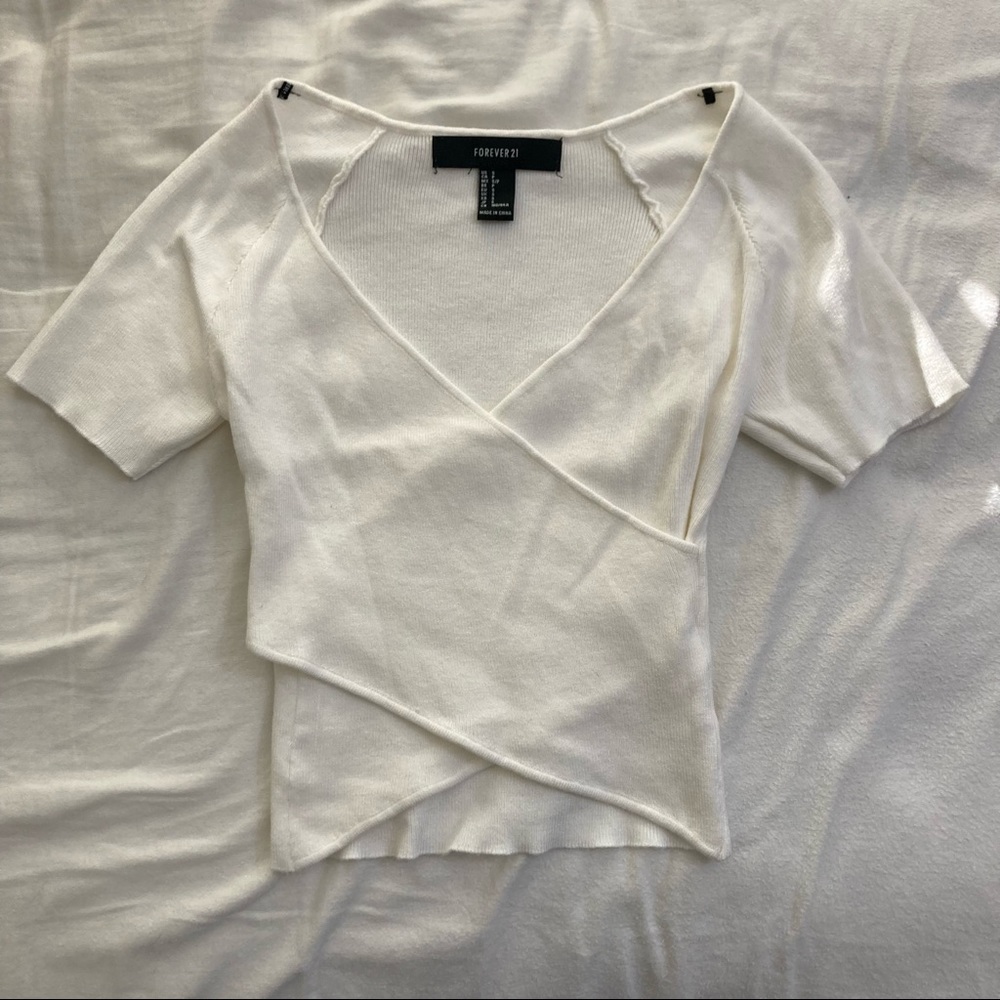 Forever21 white knitted crossed crop top